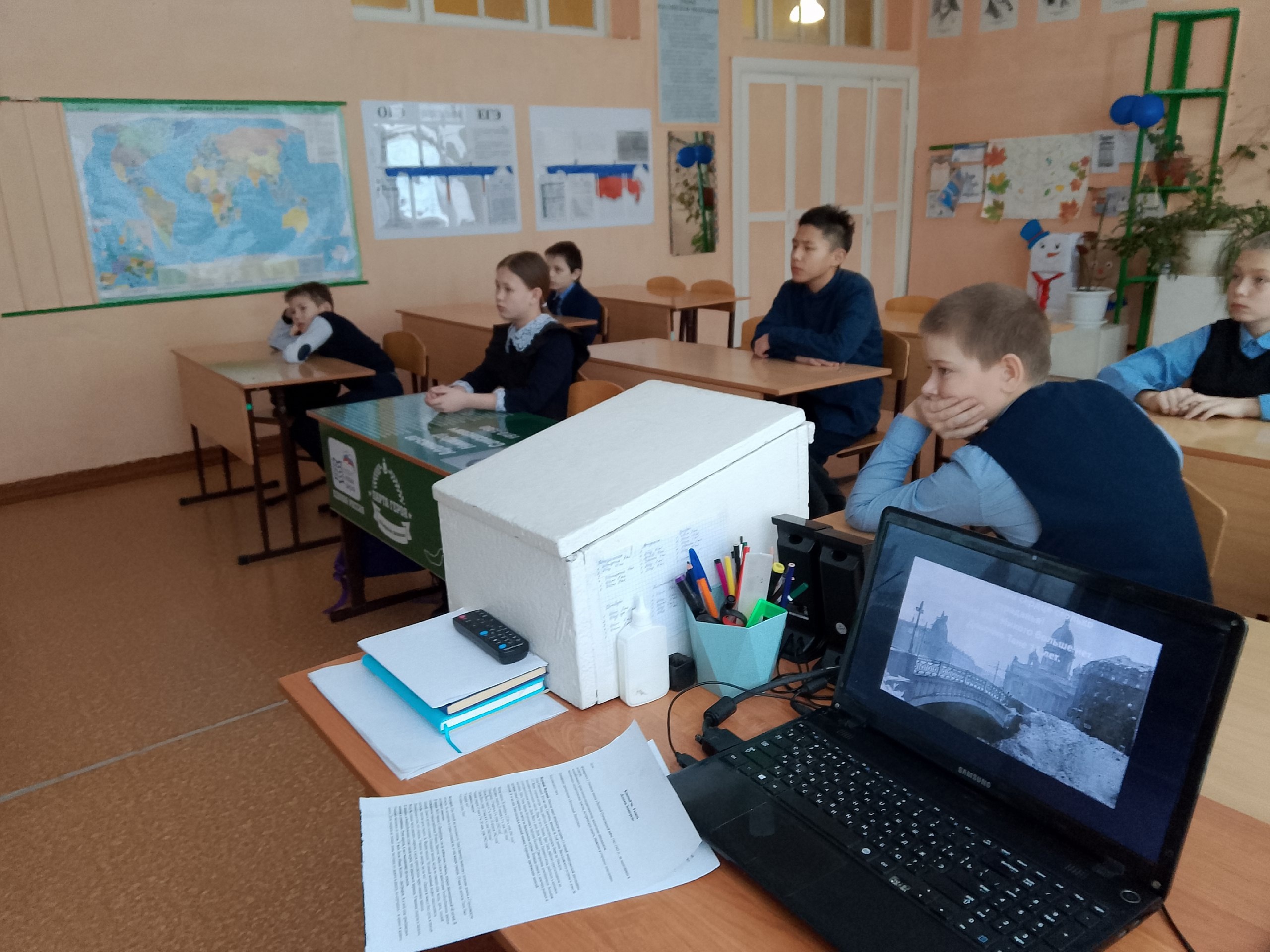 Классный час в 5 классе "Блокадный Ленинград".